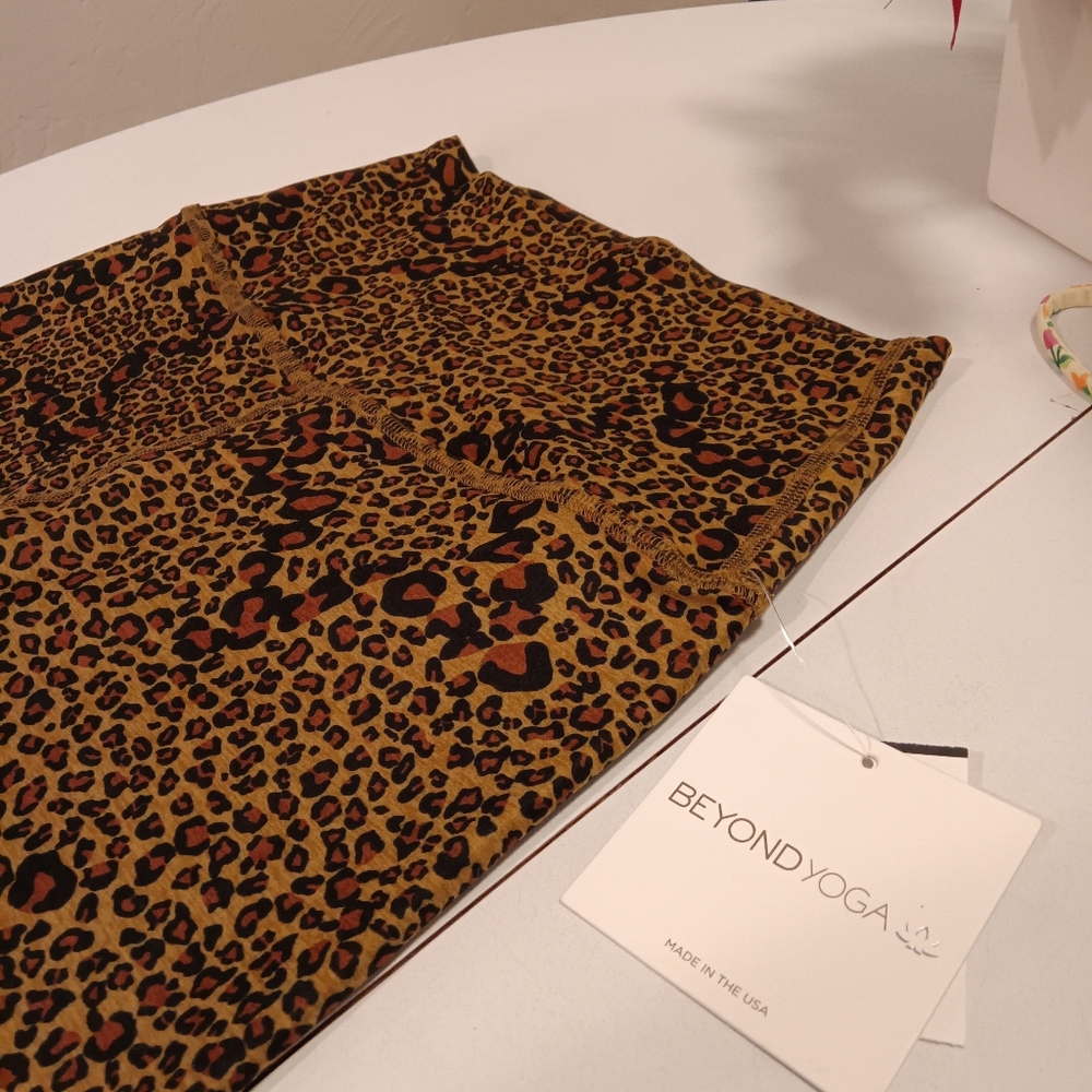 Beyond Yoga cheetah pants